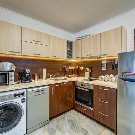 Bright And Spacious 2-Bdr Apartment With Balcony By Flat Mаnager Pamporovo Exterior foto